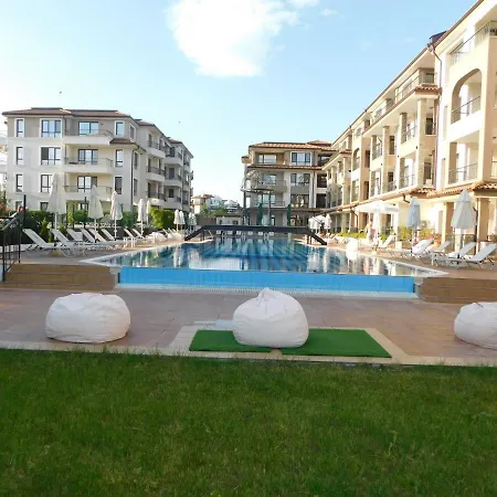 Azzurro Apartment *